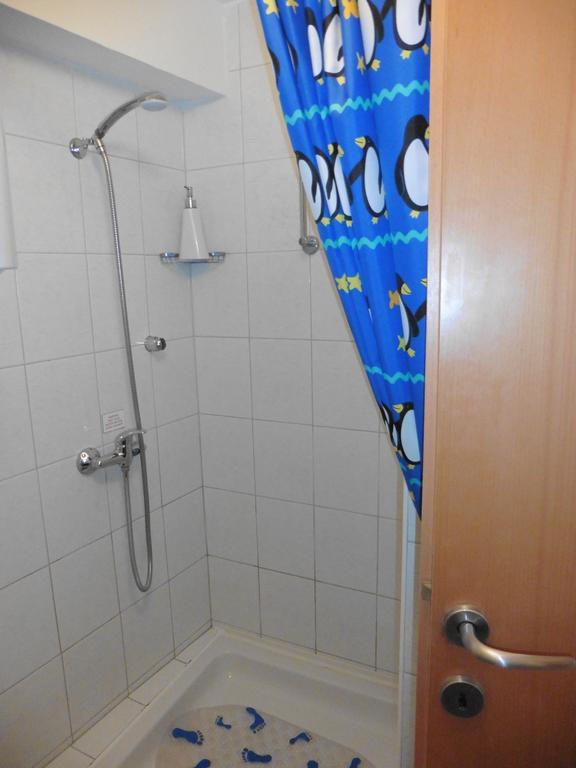 Leon Homestay szállás *